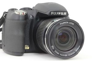 FUJIFILM フジフィルム コンパクトデジタルカメラ FinePix HS10